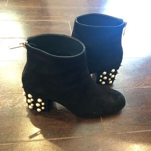 Stuart Weitzman Pearlbacari Black Suede Booties